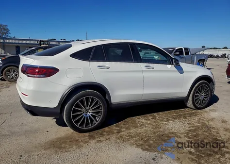 2022 Mercedes-Benz Glc Coupe 300 4Matic z USA, uszkodzony, nr VIN W1N0J8EB1NG036647